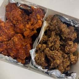 CRISPY CHICKEN n’ TOMATO 麻布十番店