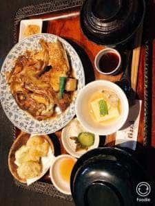ほくろ屋
