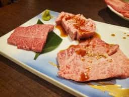 本格炭火焼肉 あかつき