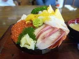 伊澤家