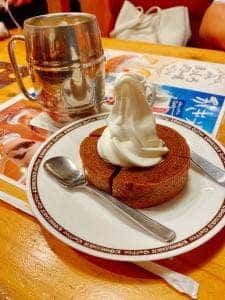 コメダ珈琲店 布施駅東店
