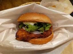 フレッシュネスバーガー ららぽーと立川立飛店
