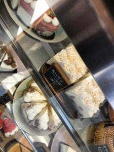 ant CAKE AND BAKE STAND