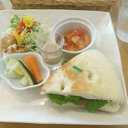 Cafe Tea’s Garden
