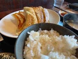 餃子Dininng香楽