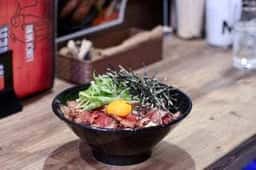 肉バル肉酒場 VIANDE RÉGAL