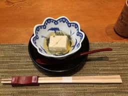 秋初月