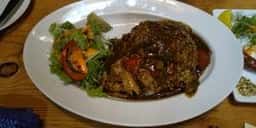 丸太小屋レストラン びんずる