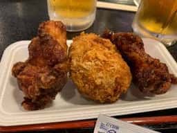 吉岡精肉店 ひろめ市場店