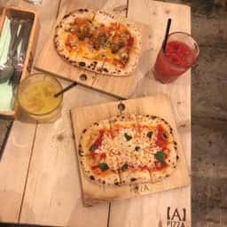 A PIZZA 大阪なんば店