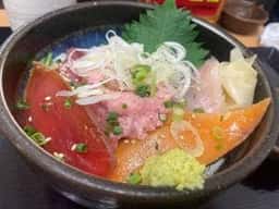 まぐろ市場 新橋銀座口店