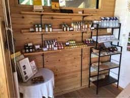 みつばち牧場mini SHOP
