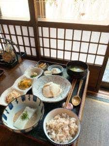 お豆ふ処うめだ屋