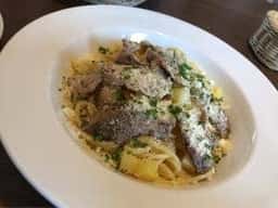 イタリア食堂 タベルナ ヴァッカ クアットロ
