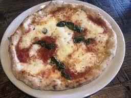 ピザ フレンチブルドック