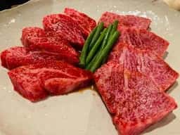 和牛炭火焼肉 味道苑
