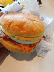 マクドナルド 仙台六丁の目店