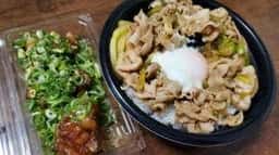 伝説のすた丼屋 西大宮店