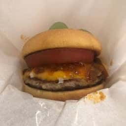 フレッシュネスバーガー 新宿3丁目店