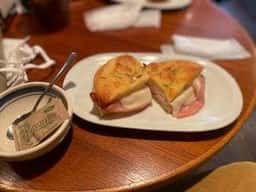 フォカッチェリア アルタムーラ