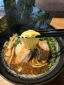 豚骨専門 らーめん釖-こがね-