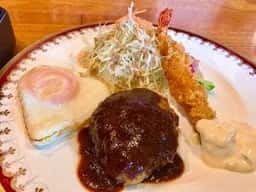 カフェ＆カジュアル居酒屋 風