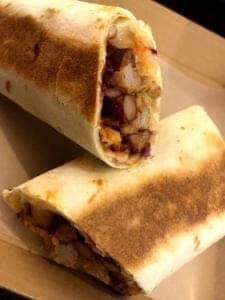 タコミア ももち浜店