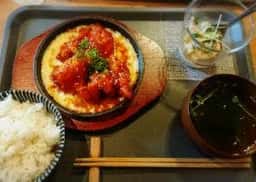 HtoO 本と音楽、本とお食事