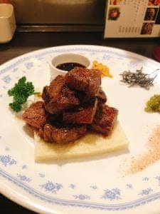 ビーフステーキ ニューカルネ