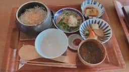 鎌倉土鍋ごはん カエデナ