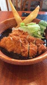 HALENOHEA ハワイアンカフェダイナー