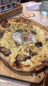 レストラン 木曜館