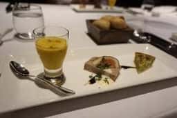 ダイニングルーム ウェスタンキュイジーヌ