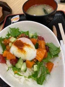 氷見海鮮丼 粋鮨 三井アウトレットパーク北陸小矢部店