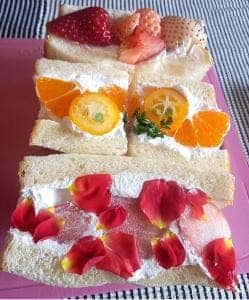 ベーカリーヤクワ