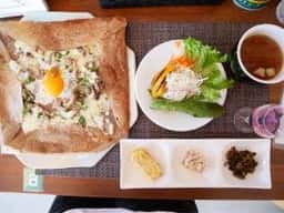 カフェ&ダイニング デイズ