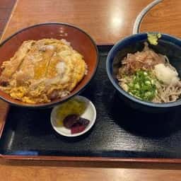 上本町やまがそば