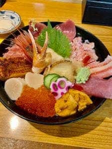 近江町 海鮮丼家 ひら井 本店