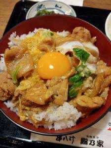 元祖やきとり串八珍 兜町店