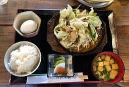 昭和ホルモン食堂