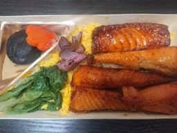 三ツ星弁当 頂 CIAL横浜店