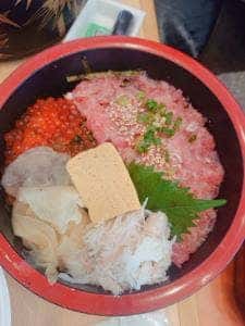 まぐろどんどん