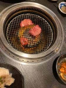 焼肉 829