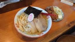 大衆肉酒場 月〜豕