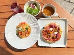 水辺の森の ワイナリーレストラン OPENERS