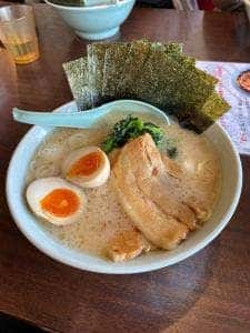 横濱家系ラーメン 祭家