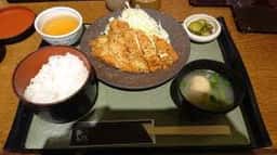 香鶏酒房 鳥八 本郷三丁目店