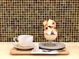 デリ&おやつ e cafe