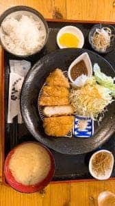 黒豚通り 六白 諌早本店