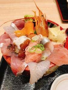 漁師寿司食堂 どと〜んと日本海